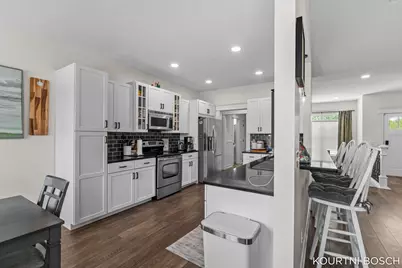7051 Windrift Avenue SW, Byron Center, MI 49315 - Photo 16