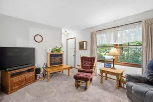 239 Pine Ridge Rd, Battle Creek, MI 49017 - Photo 12