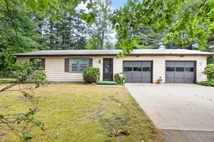 239 Pine Ridge Rd, Battle Creek, MI 49017 - Photo 1