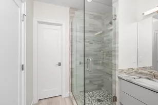121 W Kingsley St, Ann Arbor, MI 48103 - Photo 70