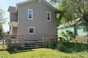 607 Pine St, Manistee, MI 49660 - Photo 34
