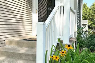 607 Pine St, Manistee, MI 49660 - Photo 2