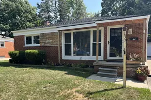 138 Pleasant Ridge Dr, Saline, MI 48176 - Photo 4