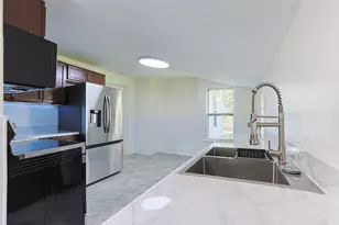 403 S 9th St, Niles, MI 49120 - Photo 4
