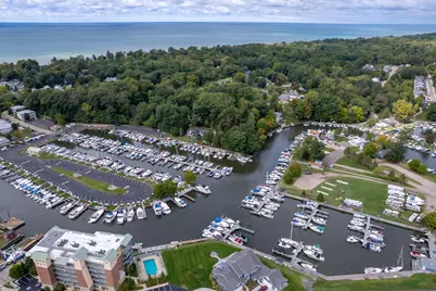 40 N Bailey Avenue #5, South Haven, MI 49090 - Photo 14