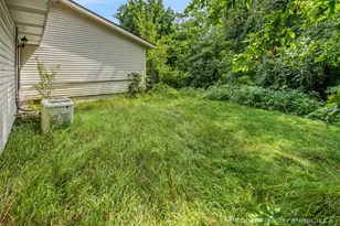 9284 Pine Island Dr NE, Sparta, MI 49345 - Photo 18
