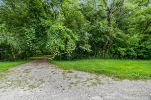 9284 Pine Island Dr NE, Sparta, MI 49345 - Photo 10