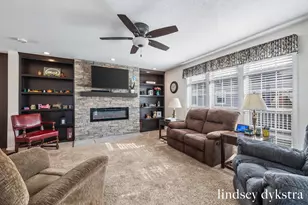 5231 Woodberry Ln, Holland, MI 49423 - Photo 10