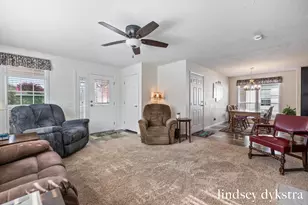 5231 Woodberry Ln, Holland, MI 49423 - Photo 12
