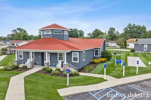 5231 Woodberry Ln, Holland, MI 49423 - Photo 34