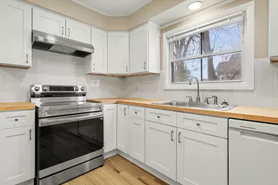 154 Carrier Street NE, Grand Rapids, MI 49505 - Photo 12
