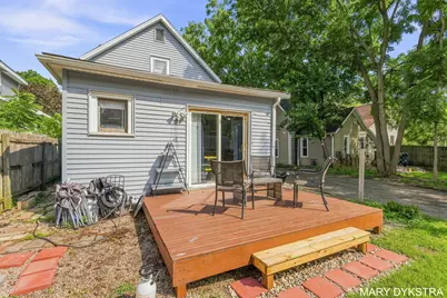 823 Prospect Avenue NE, Grand Rapids, MI 49503 - Photo 28