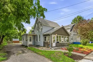 823 Prospect Ave NE, Grand Rapids, MI 49503 - Photo 8