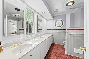 21200 W 13 Mile Rd, Beverly Hills, MI 48025 - Photo 22