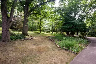 21200 W 13 Mile Rd, Beverly Hills, MI 48025 - Photo 44