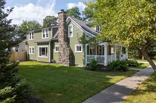114 Cedar St, Paw Paw, MI 49079 - Photo 4