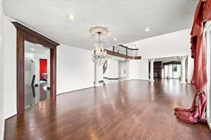 6122 Trailwood Ln, West Bloomfield, MI 48322 - Photo 18