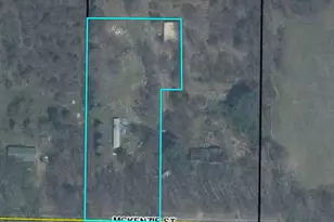 25306 McKenzie St, Dowagiac, MI 49047 - Photo 16
