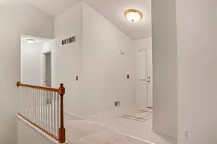277 Equestrian Dr, Portage, MI 49002 - Photo 8