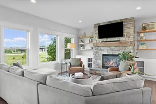 2429 16th Ave SW, Hudsonville, MI 49426 - Photo 8