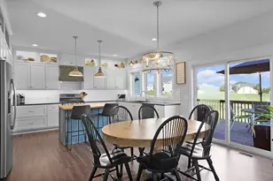 2429 16th Ave SW, Hudsonville, MI 49426 - Photo 6