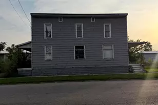 251 S Main St, Three Rivers, MI 49093 - Photo 2