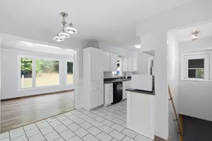 55478 Giddings Ct, Mattawan, MI 49071 - Photo 10