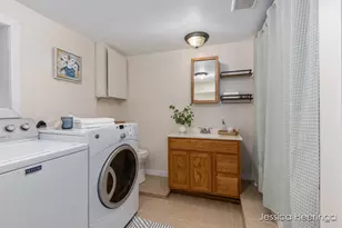 13900 Weeks Dr NE, Greenville, MI 48838 - Photo 18