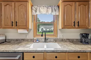 15250 Hofma Dr, Grand Haven, MI 49417 - Photo 26