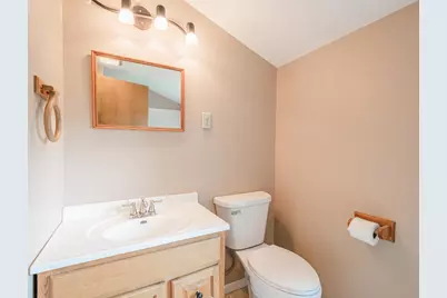 102 Lincolnwood Drive, Battle Creek, MI 49015 - Photo 18