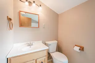 102 Lincolnwood Dr, Battle Creek, MI 49015 - Photo 18