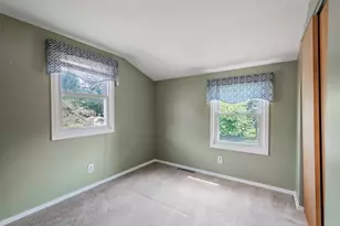 102 Lincolnwood Dr, Battle Creek, MI 49015 - Photo 16
