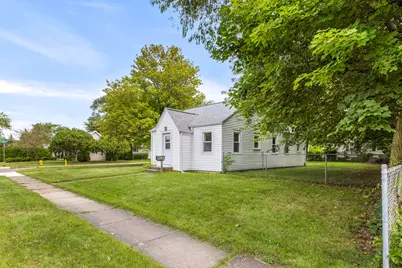 100 N La Vista Boulevard, Battle Creek, MI 49015 - Photo 2