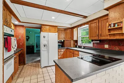 274 Watkins Lane, Battle Creek, MI 49015 - Photo 2