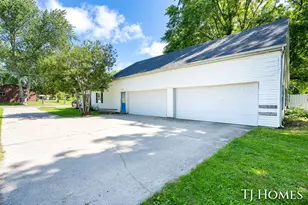 281 N Main St, Casnovia, MI 49318 - Photo 26