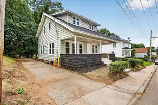 668 Alexander St SE, Grand Rapids, MI 49507 - Photo 2