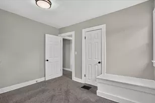 668 Alexander St SE, Grand Rapids, MI 49507 - Photo 30