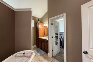 7809 Golf Meadows Dr SE, Caledonia, MI 49316 - Photo 26