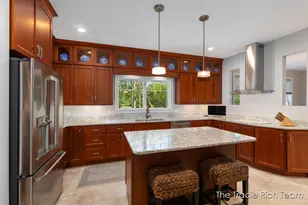 269 N Main St, Rockford, MI 49341 - Photo 16