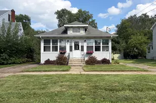109 N Higby St, Jackson, MI 49202 - Photo 1
