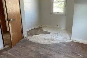 612 N Crystal Ave, Benton Harbor, MI 49022 - Photo 12