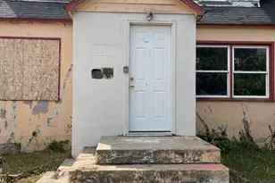 612 N Crystal Ave, Benton Harbor, MI 49022 - Photo 4
