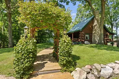 11301 108th Street SE, Freeport, MI 49325 - Photo 2