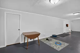 565 N Madison St, Marshall, MI 49068 - Photo 24