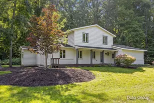2198 Trillium Ln NW, Grand Rapids, MI 49534 - Photo 2