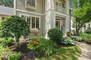 2931 Brookwind Dr, Holland, MI 49424 - Photo 2