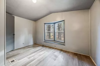 8401 Independence Avenue, Cadillac, MI 49601 - Photo 10