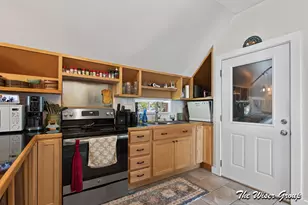 748 North Ave NE, Grand Rapids, MI 49503 - Photo 16
