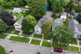 748 North Ave NE, Grand Rapids, MI 49503 - Photo 32