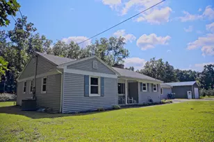 15783 Portage Rd, Vicksburg, MI 49097 - Photo 1
